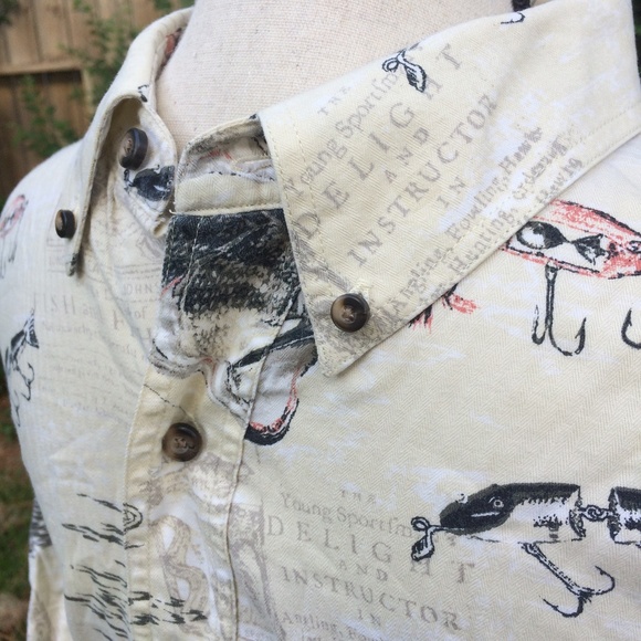 Red Head Sz L Classic Fit Fishing Lure Shirt - Picture 3 of 8